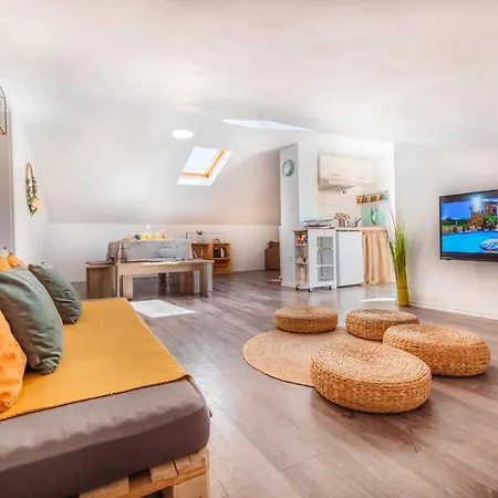 Kizin House, Cozy By Istrian Embrace Apartma