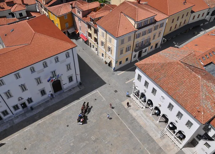 Istrian Embrace, Kizin House - Cozy شقة Brezovica pri Gradinu