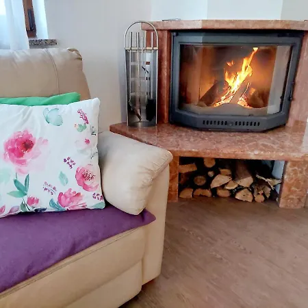 Istrian Embrace, Kizin House - Cozy Apartments Brezovica pri Gradinu