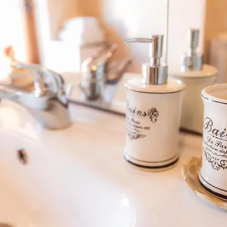 Daire Istrian Embrace, Kizin House - Cozy Apartments